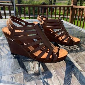 Brown Aerosoles wedges